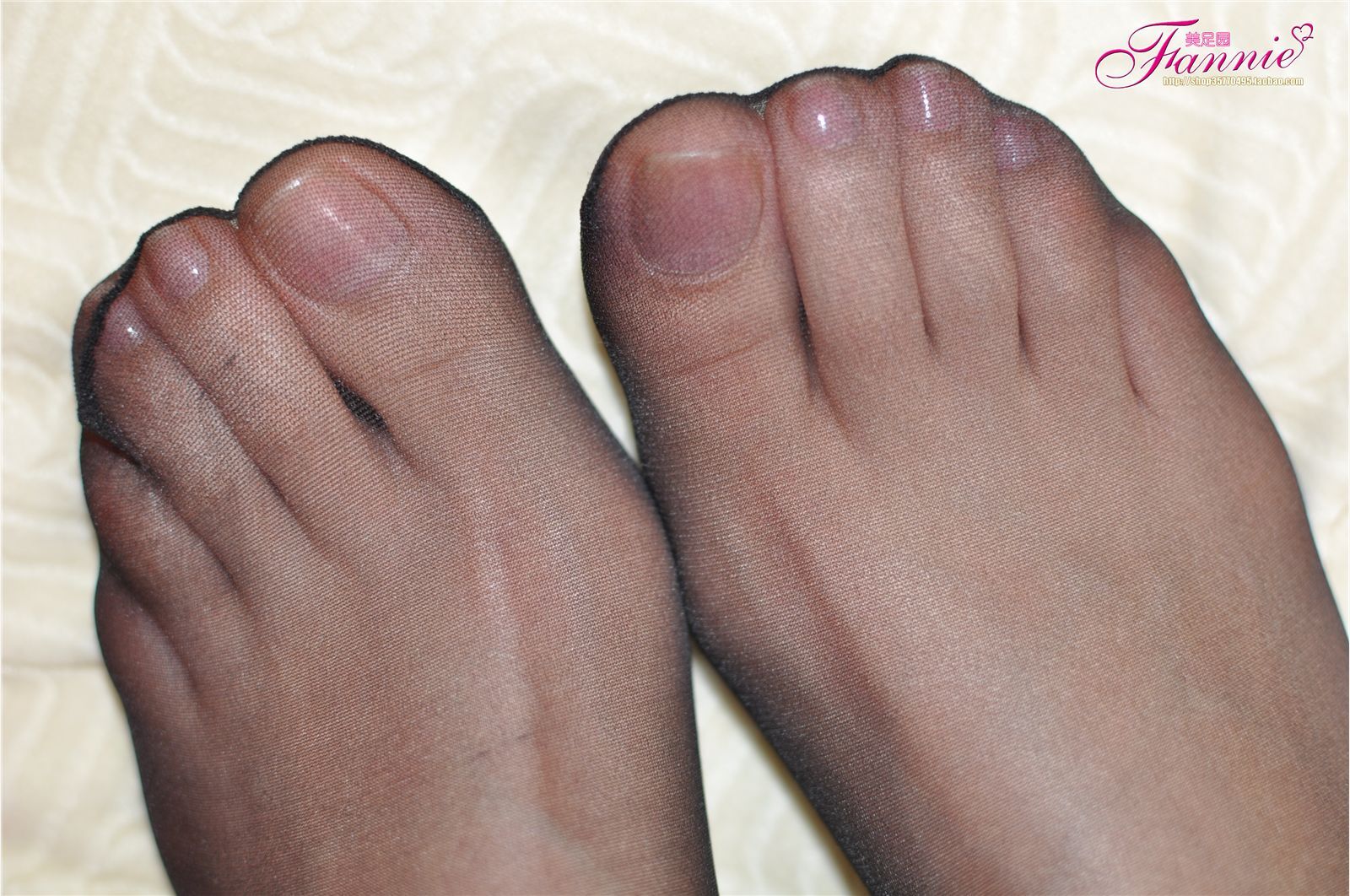 Fannie芬妮高清原图之黑丝特写NO.175